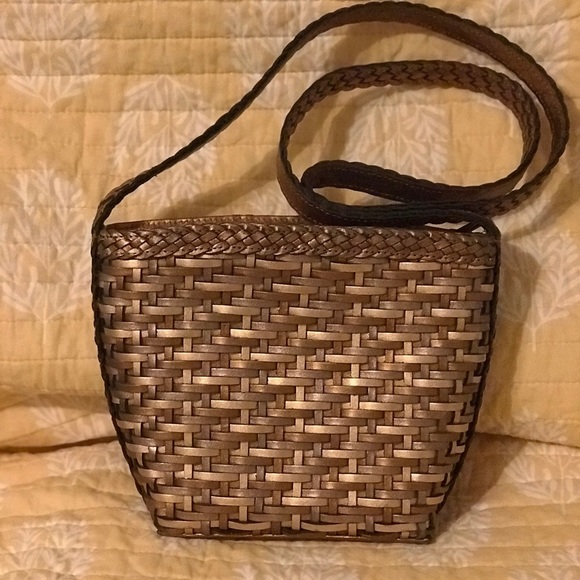 LJS COLLECTION WOVEN METALLIC PURSE - Picture 2 of 8